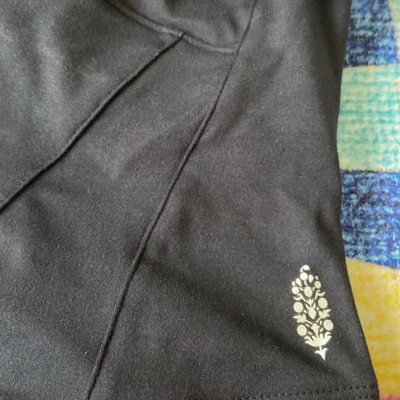 NWT Free People Kindred Spirit Tank Size Small - Black - Picture 8 of 10